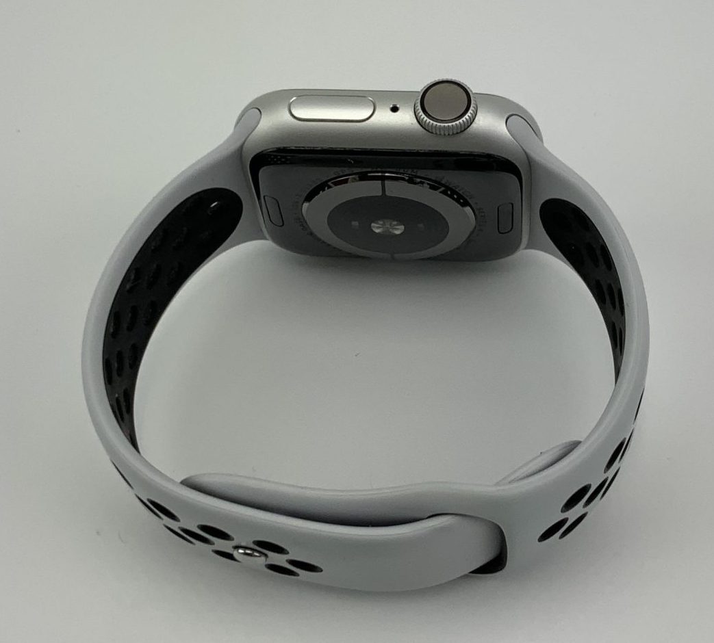 apple series 4 silver